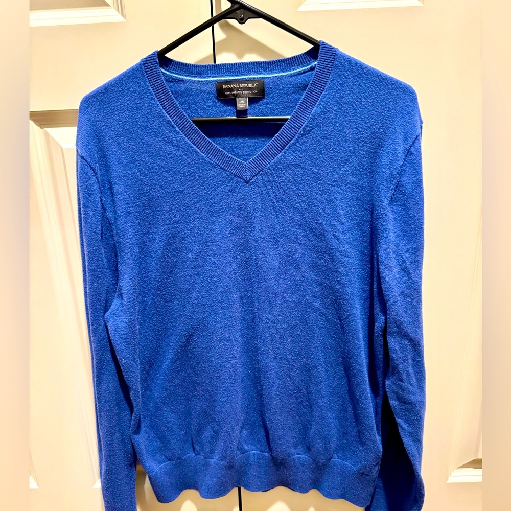 Men’s Banana Republic V-Neck Luxe Sweater